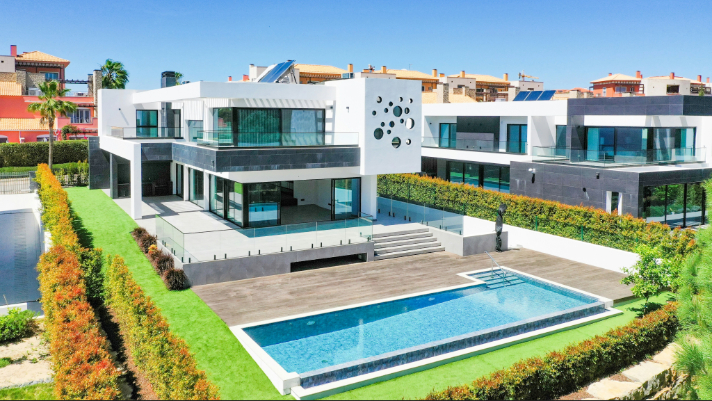 image s7cAPTHjcRQ small 1